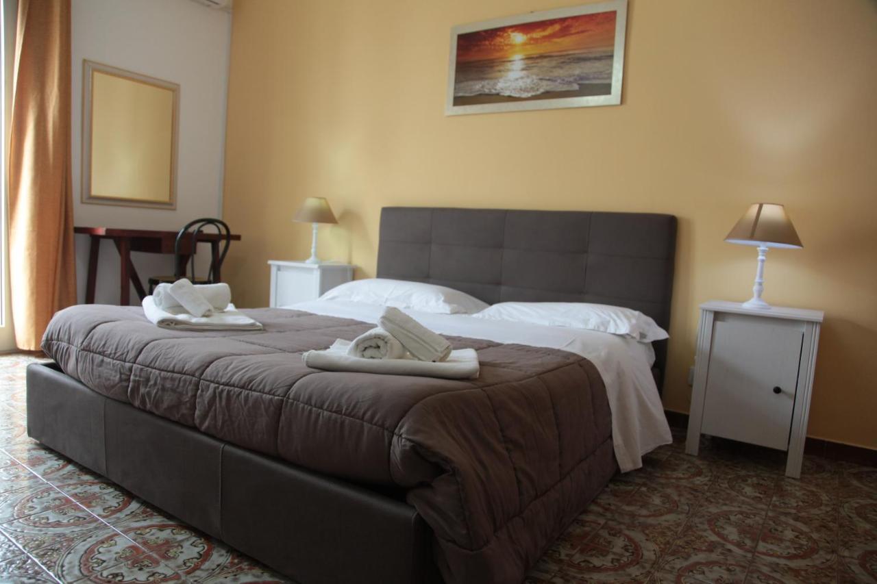 B&B Amelie Lecce Exterior photo