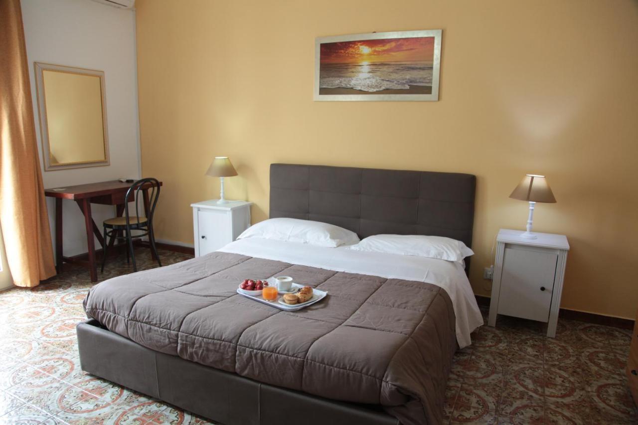 B&B Amelie Lecce Exterior photo